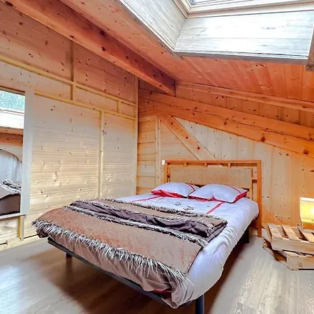 Chalet Peaceful Near The Slopes 8 People